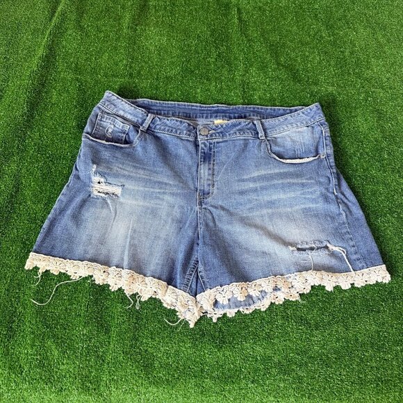 Faded Glory Lace Trim High Rise Distressed Denim Jeans Shorts Plus Size 24W - Picture 2 of 14